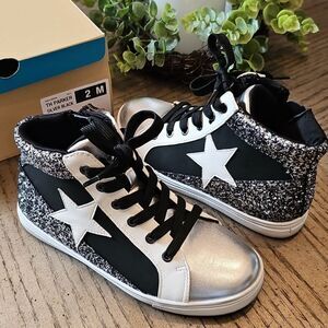 Silver black star hightops size 2